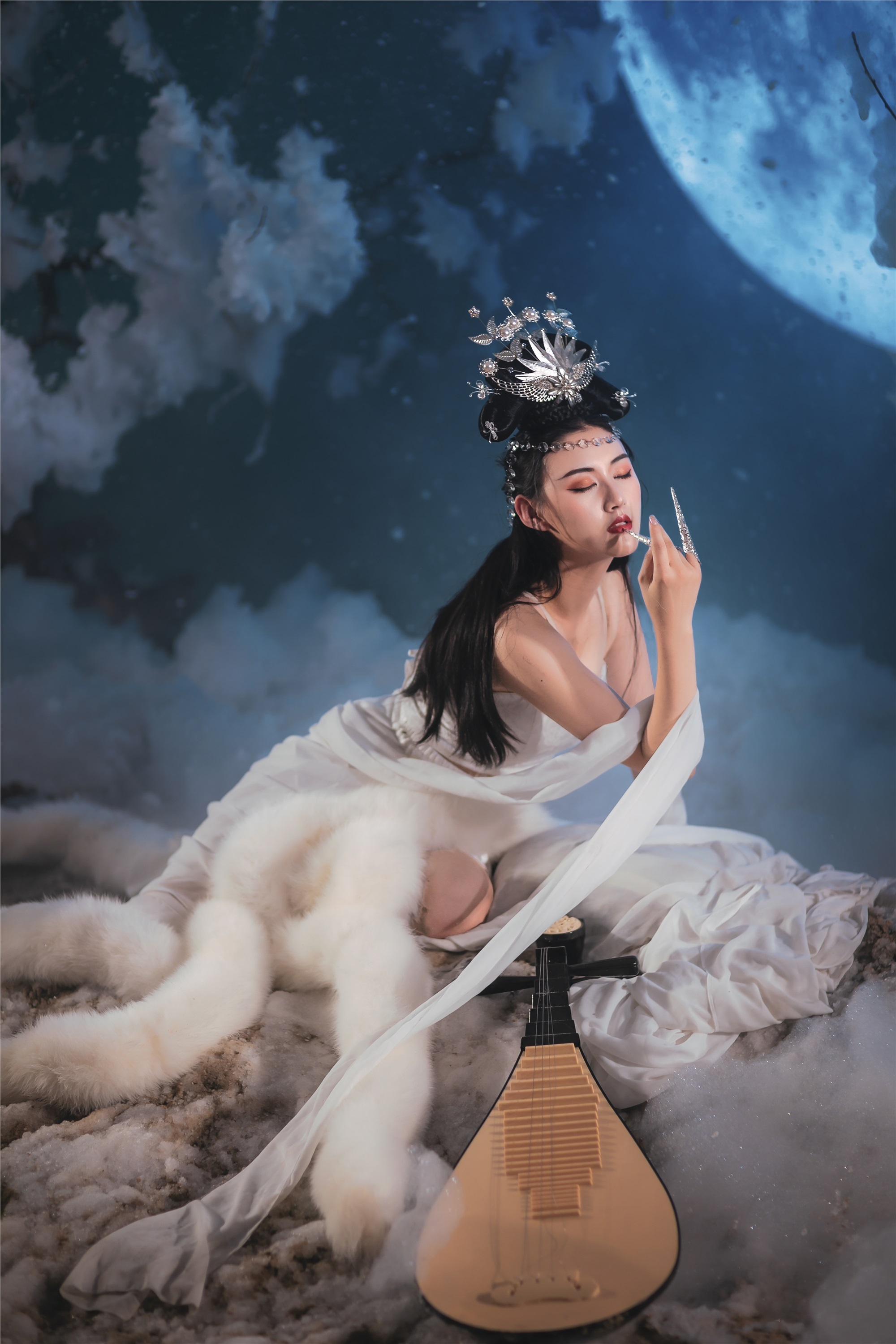 YITUYU 艺图语 2021.07.21 九尾白狐 刺猬&惠子